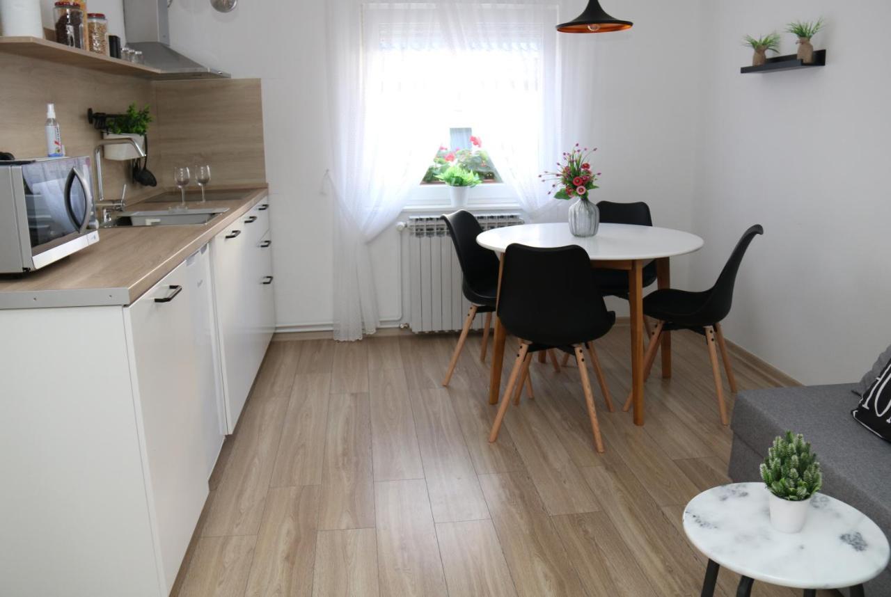 Apartman Relax Dakovo Luaran gambar