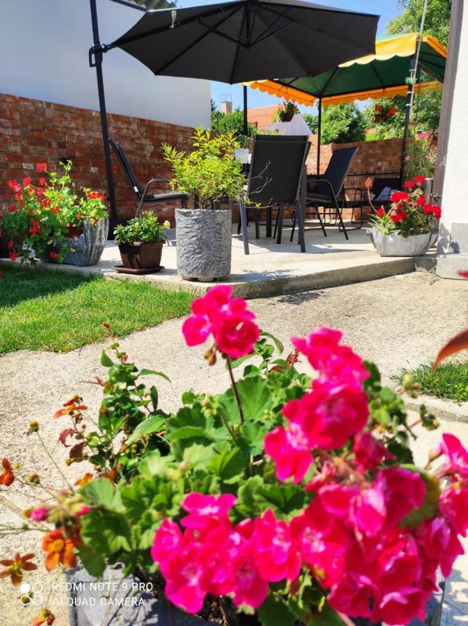 Apartman Relax Dakovo Luaran gambar